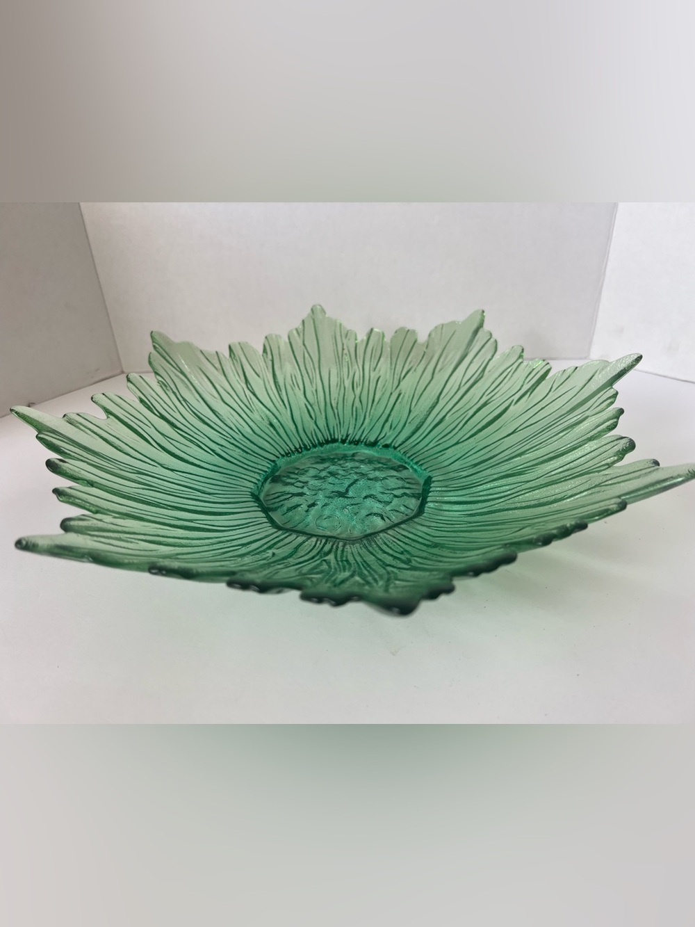 Vintage Indiana Glass Lily Pons Green Sunflower Bowl 11" Flower Serving Dish
